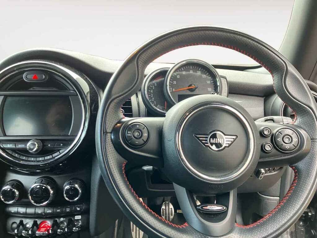 Mini Hatch 1.5 Cooper Sport Hatchback SR19USU Black #4