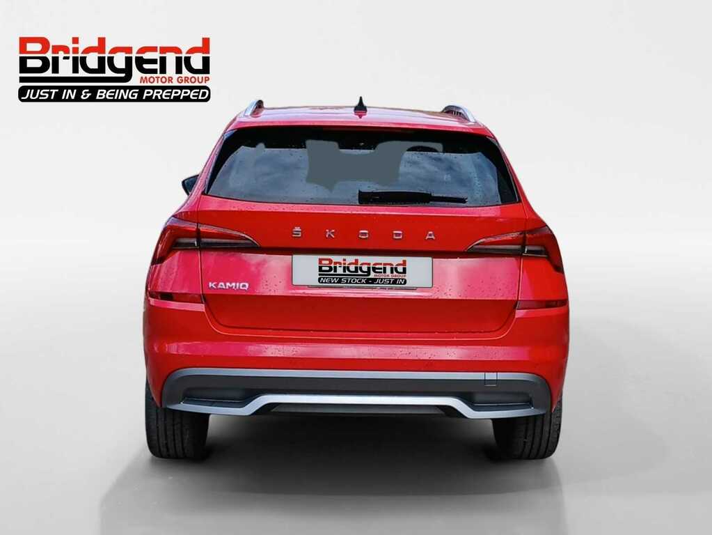 Skoda Kamiq 1.5 Tsi Act Se L Suv Red
