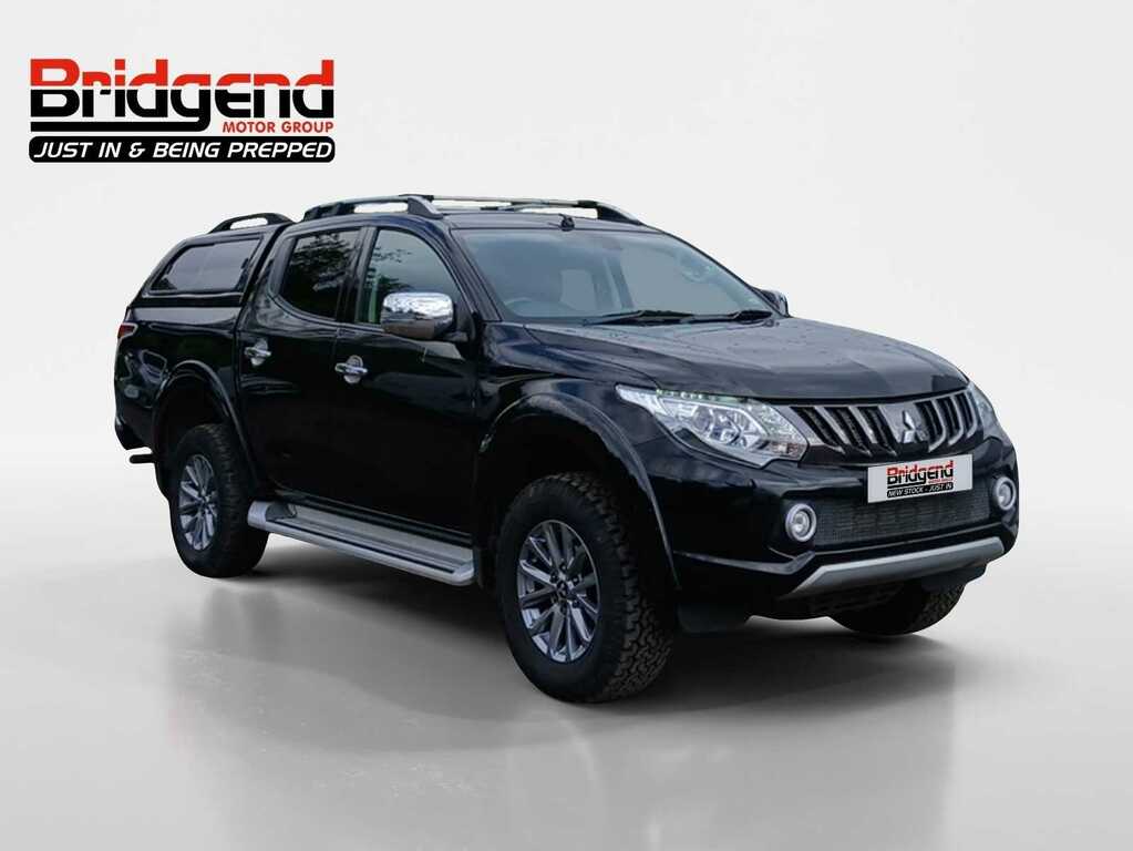 Mitsubishi L200 2.4 Di-d Dc Barbarian Pickup Double Cab Black #2
