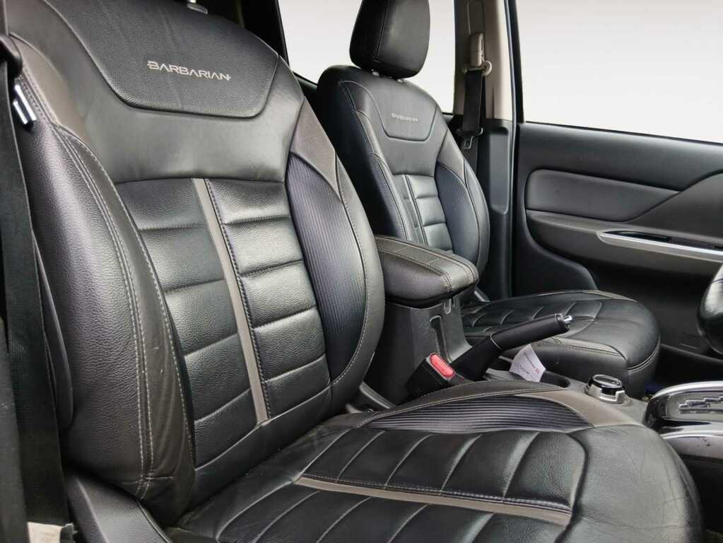 Mitsubishi L200 2.4 Di-d Dc Barbarian Pickup Double Cab Black #4