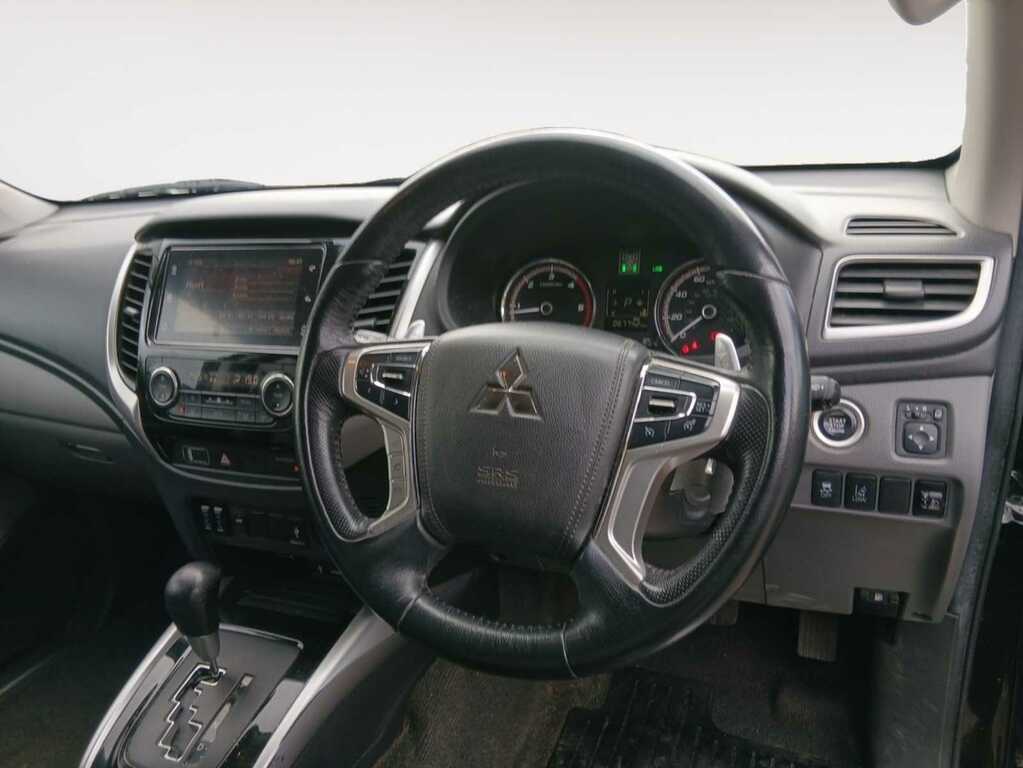 Mitsubishi L200 2.4 Di-d Dc Barbarian Pickup Double Cab Black #5