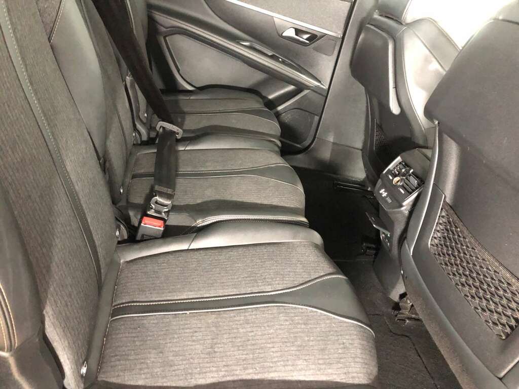 Peugeot 5008 1.5 Bluehdi Gt Line Premium Suv 7 Seats Grey #4