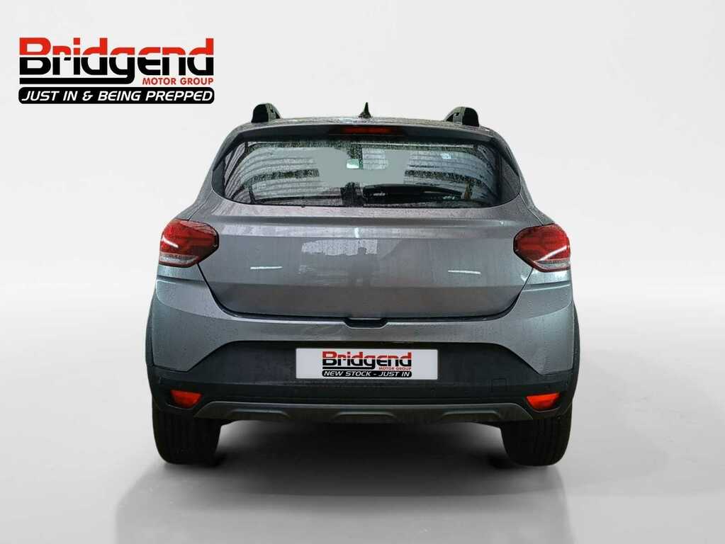 Dacia Sandero Stepway 1.0 Tce Extreme Hatchback Grey
