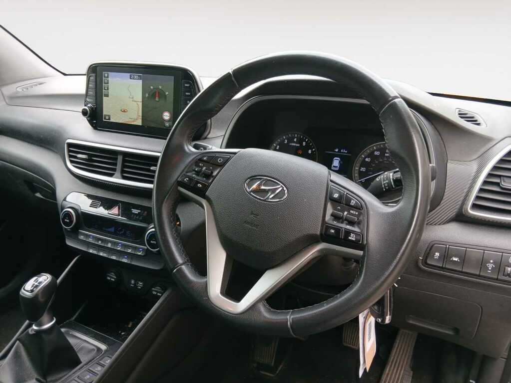 Hyundai Tucson 1.6 Tgdi 177 Se Nav 2Wd DO19PNX White #5