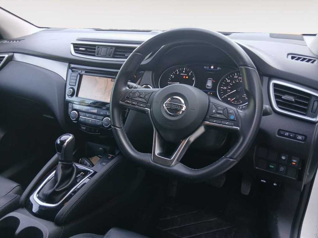 Nissan Qashqai 1.3 Dig-t Tekna Suv WR70TKT White #4