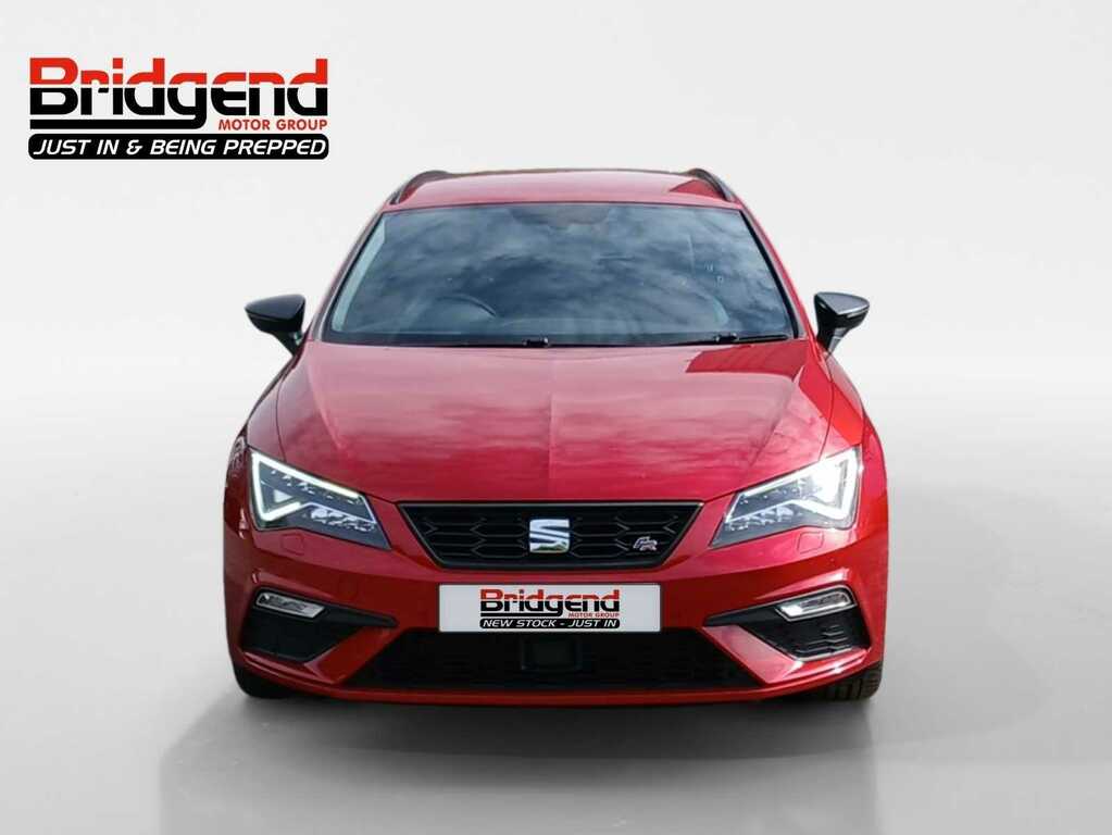 Seat Leon 1.5 Tsi Evo Fr Black Edition Estate Red