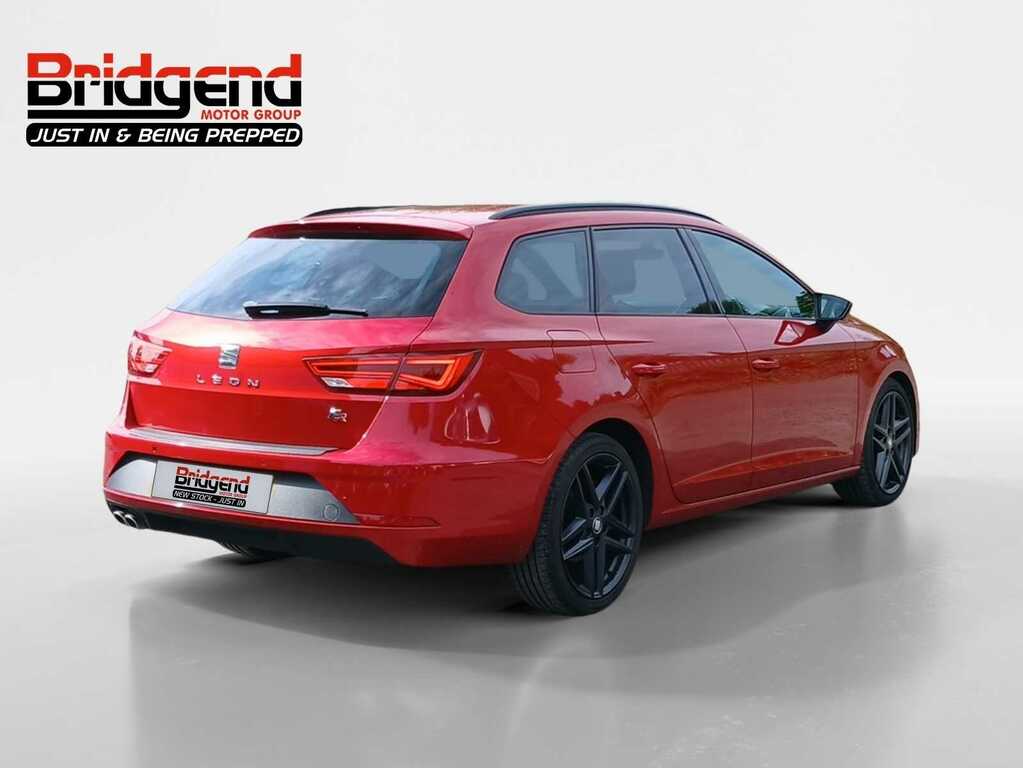 Seat Leon 1.5 Tsi Evo Fr Black Edition Estate Red #3