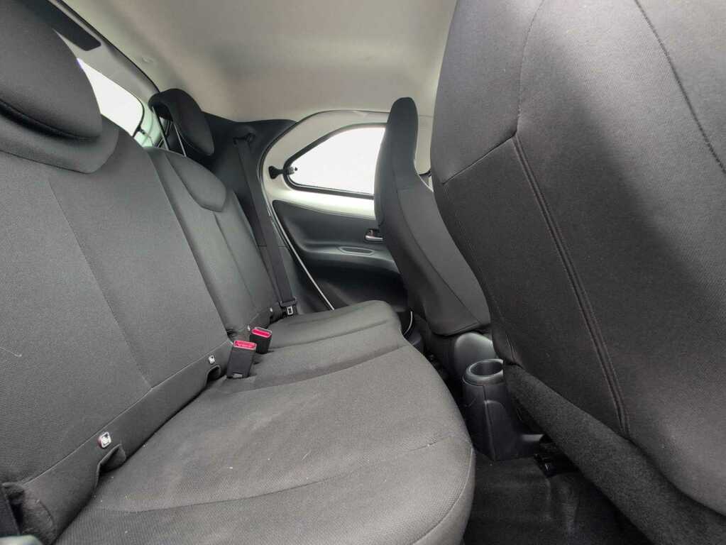Toyota Aygo 1.0 Vvt-i Pure Hatchback White #6