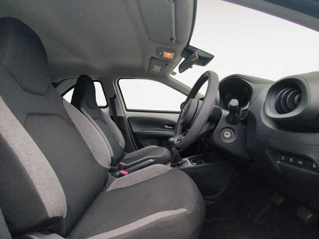 Toyota Aygo 1.0 Vvt-i Pure Hatchback White #4