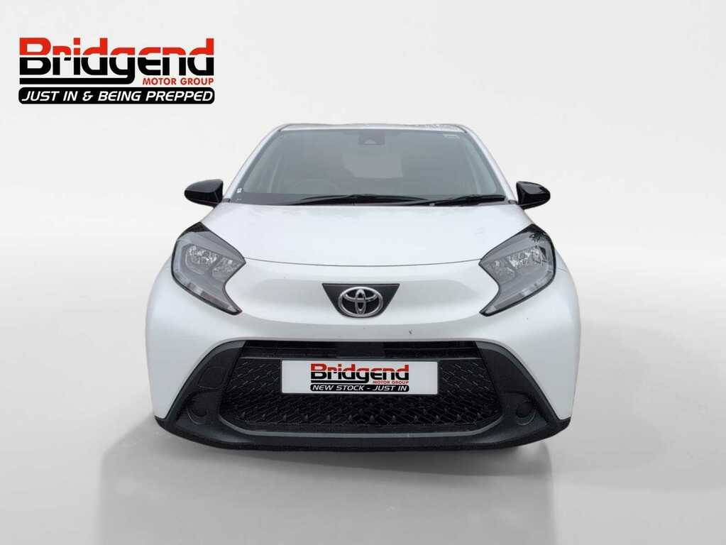 Toyota Aygo 1.0 Vvt-i Pure Hatchback White