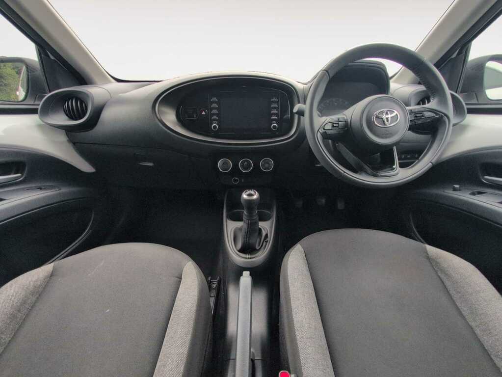 Toyota Aygo 1.0 Vvt-i Pure Hatchback White #5