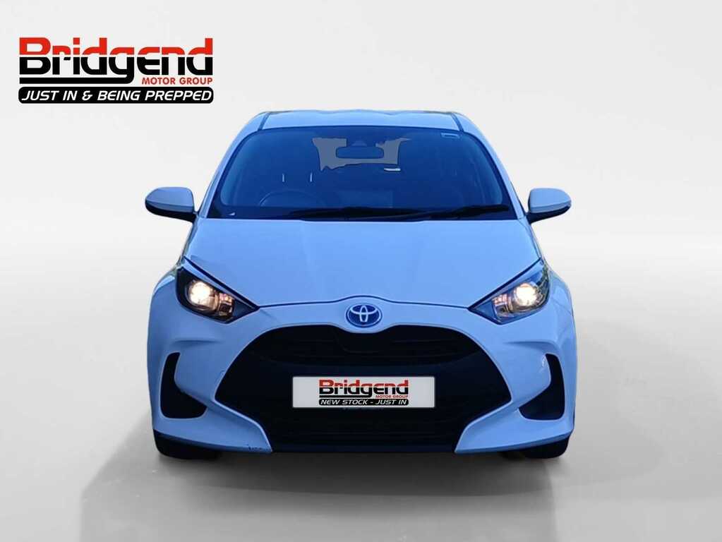 Toyota Yaris 1.5 Vvt-h Icon Hatchback White