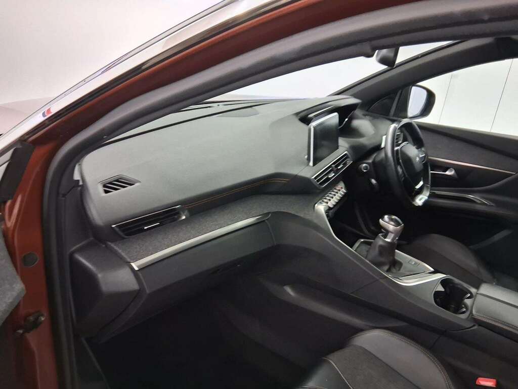 Peugeot 3008 Hatchback Black #13