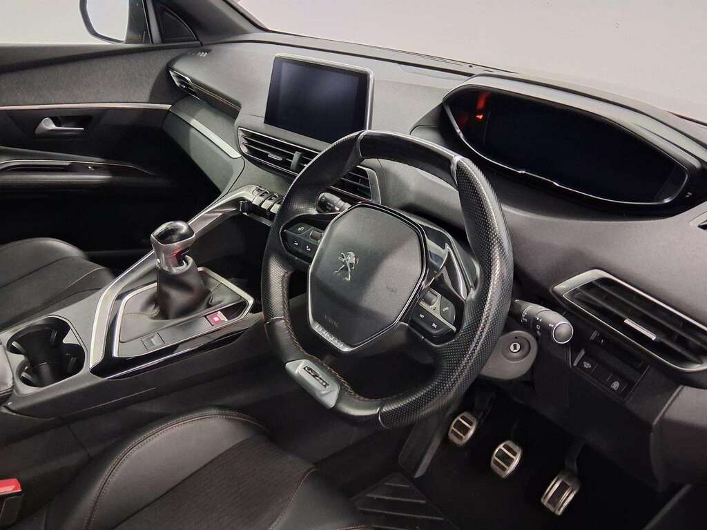 Peugeot 3008 Hatchback Black #10