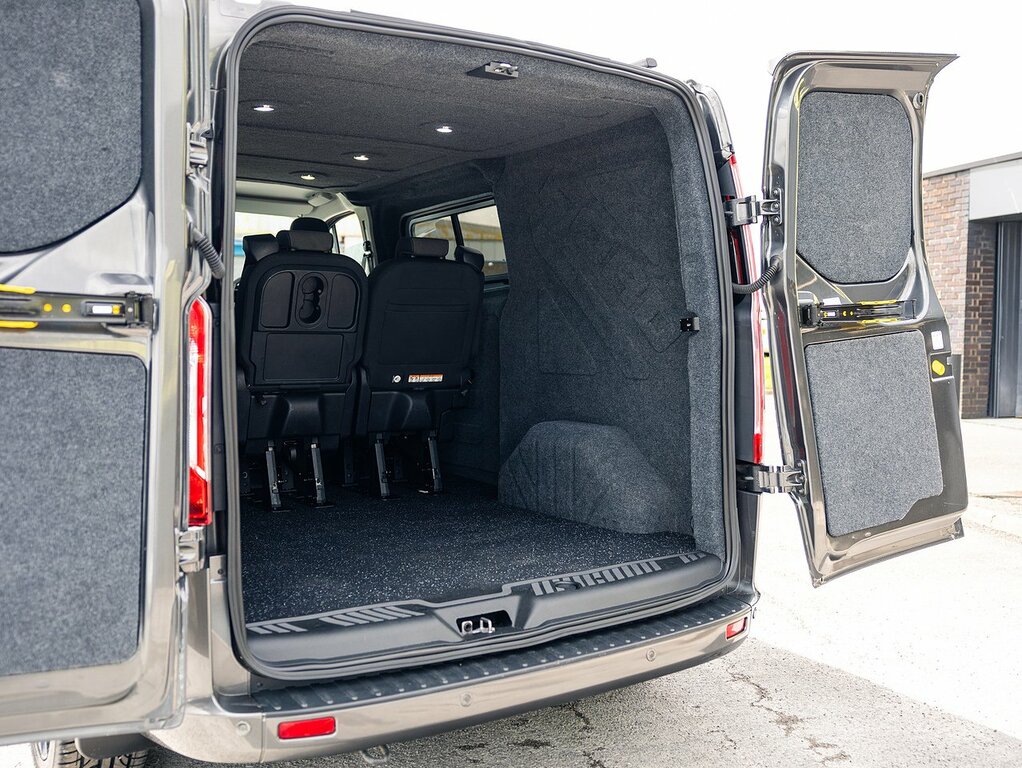 Ford Transit Custom Signature 300 Limited 2.0 Ecoblue 130 Bhp L1 Swb 6 EA23ATV #2