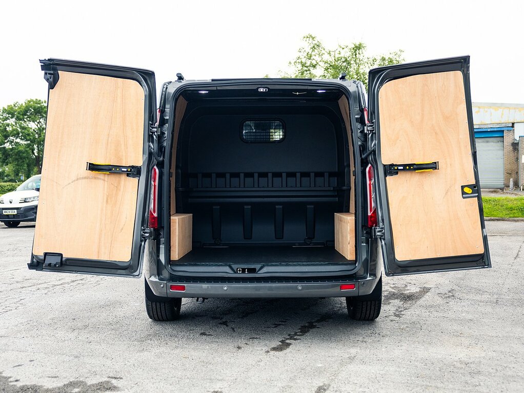 Ford Transit Custom Signature 320 2.0 Ecoblue 170 Bhp L1 Swb 6 Seat Do HN72MMJ #2