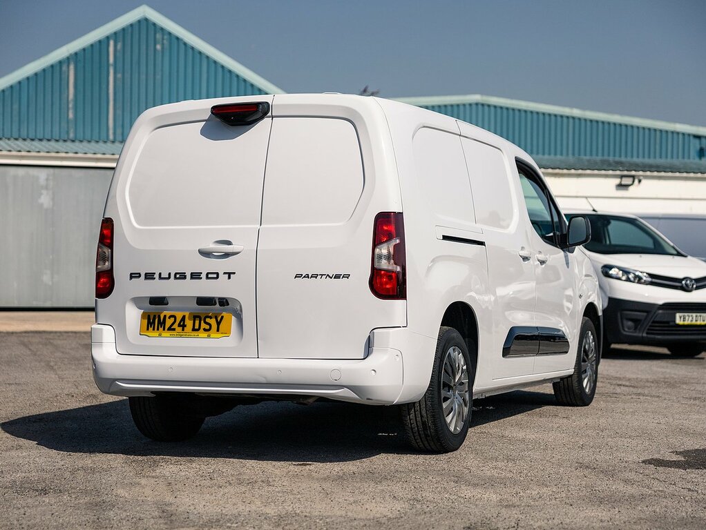 Peugeot Partner 1.5 Bluehdi 100 Bhp Asphalt L2 Long Wheelbase Euro White #6