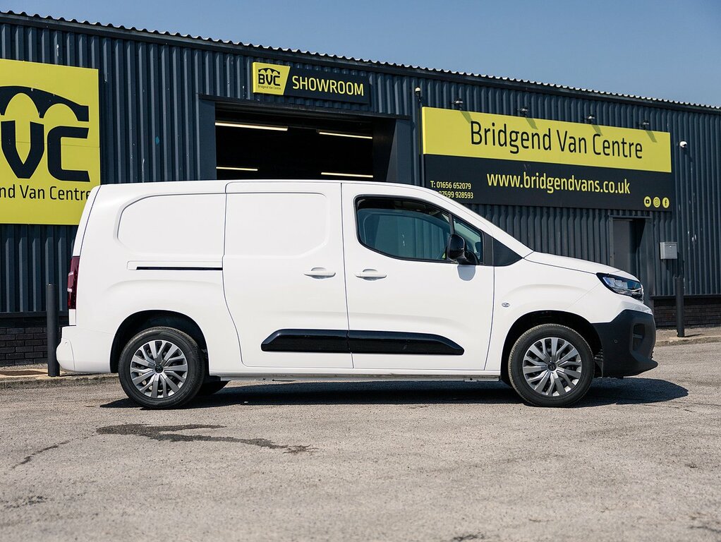 Peugeot Partner 1.5 Bluehdi 100 Bhp Asphalt L2 Long Wheelbase Euro White #5