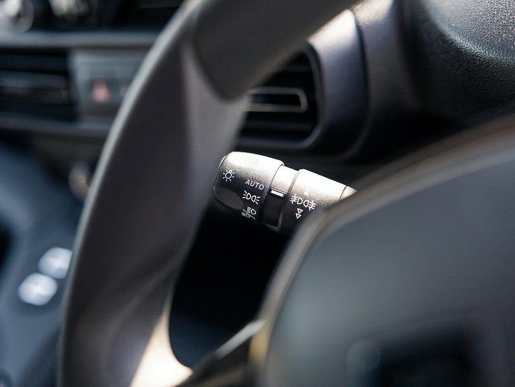 Peugeot Partner 1.5L Asphalt Black #27