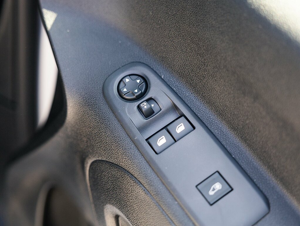 Peugeot Partner 1.5L Asphalt Black #26