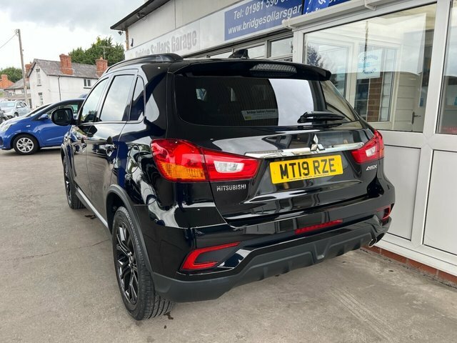 Mitsubishi ASX Black Suv Black #3