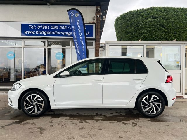 Volkswagen Golf Tsi Evo Match Hatchback GL69UZR White #2