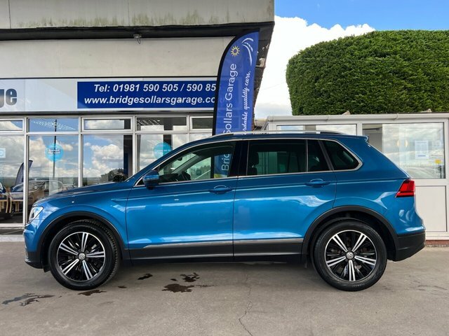 Volkswagen Tiguan Tsi Se Navigation Suv Blue #2