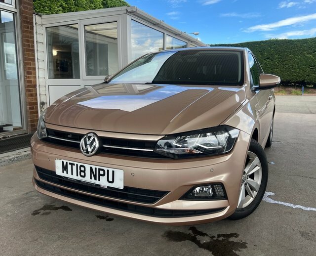 Volkswagen Polo Tsi Se Hatchback Beige