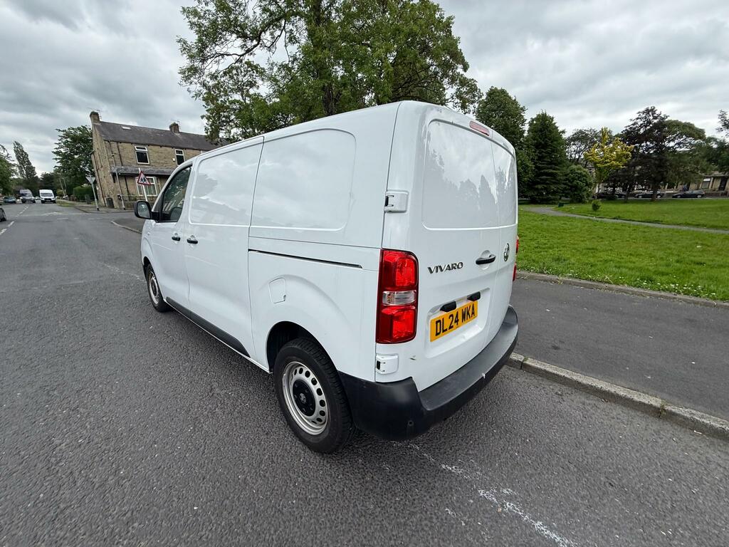 Vauxhall Vivaro 1.5 Turbo D 2900 Prime Panel Van 6Dr White #24