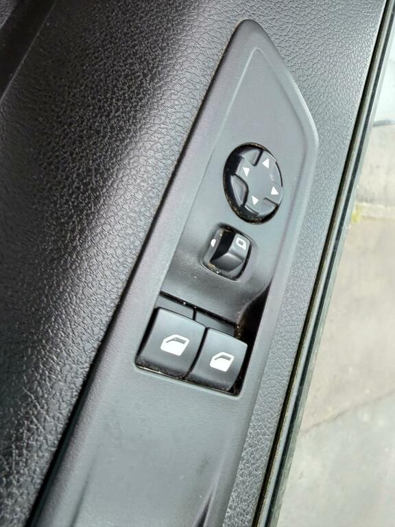 Vauxhall Vivaro 1.5 Turbo D 2900 Prime Panel Van 6Dr White #10