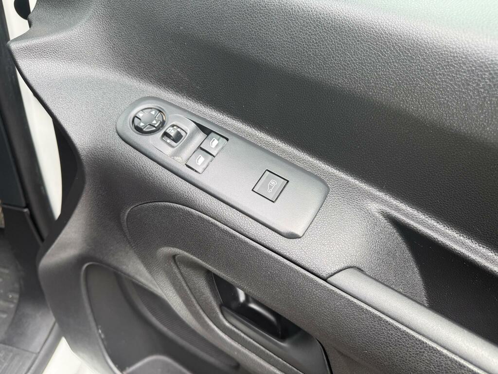 Citroen Berlingo 650 Enterprise Blue Hdi White #5