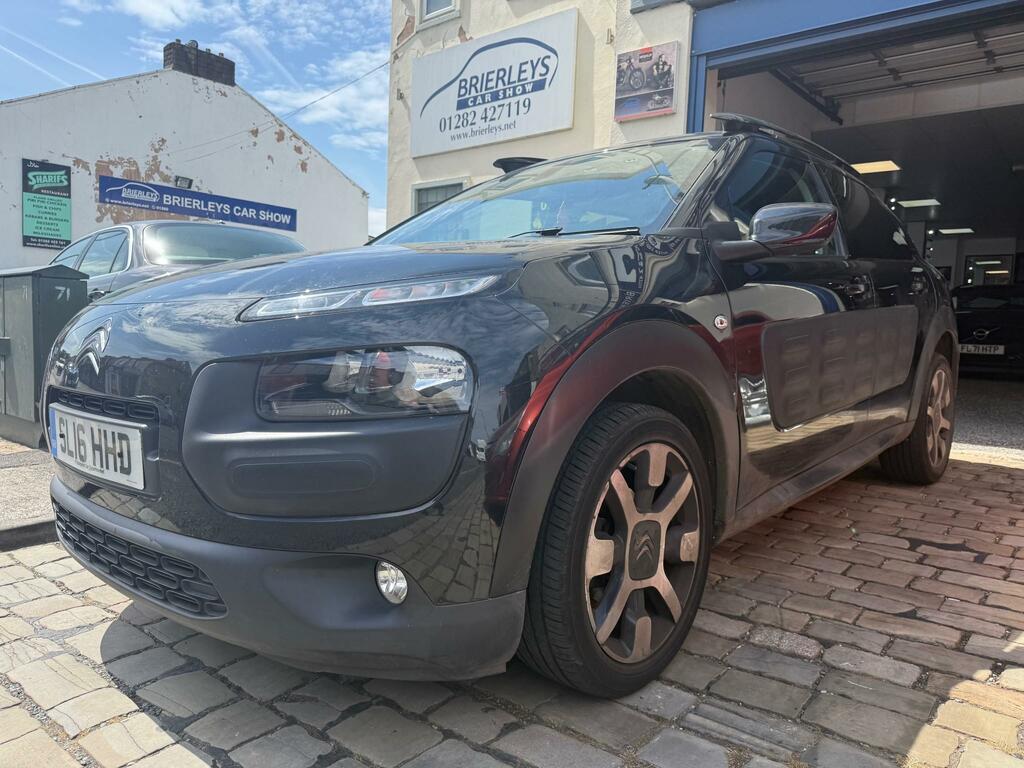 Citroen C4 Cactus Flair Puretech Black