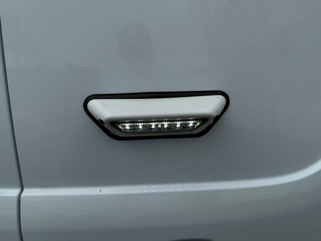 Ford Transit Connect 1.5 Ecoblue 120Ps Sport Van Blue #17