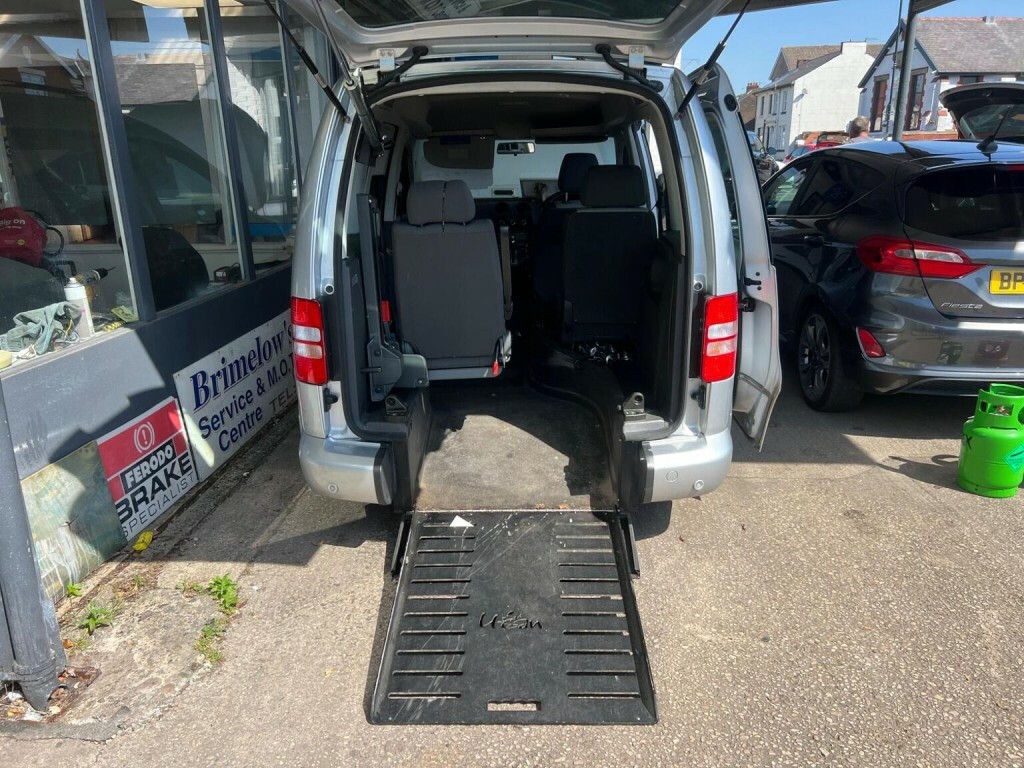 Volkswagen Caddy Life 2011 Life Grey #22