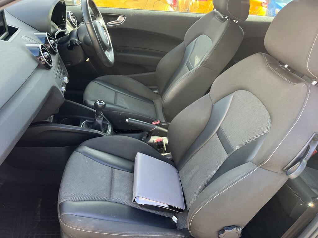 Audi A1 1.6 Tdi S Line Sportback Euro 5 Ss Orange #10