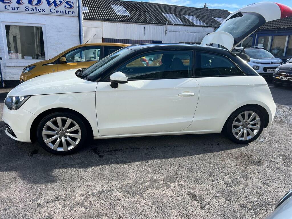 Audi A1 1.6 Tdi S Line Sportback Euro 5 Ss Orange #16