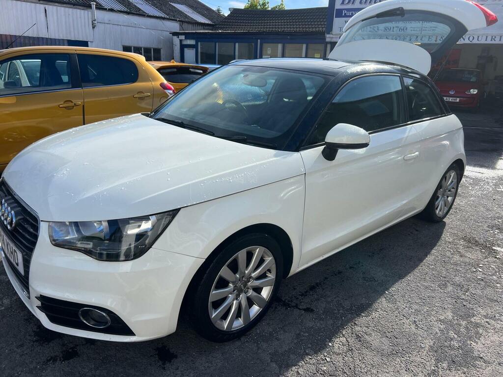 Audi A1 1.6 Tdi S Line Sportback Euro 5 Ss Orange #13