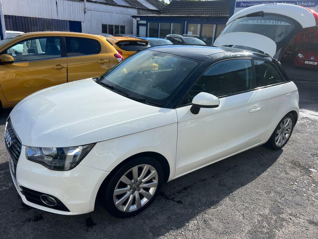 Audi A1 1.6 Tdi S Line Sportback Euro 5 Ss Orange #9
