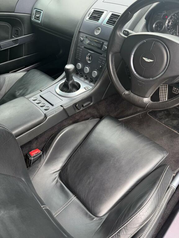 Aston Martin Vantage 4.3 V8 Euro 4 Silver #24