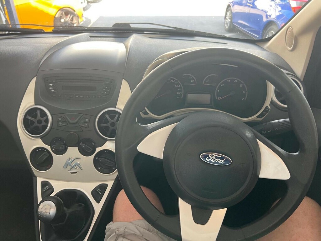 Ford KA 1.2 Style Hatchback Beige #20