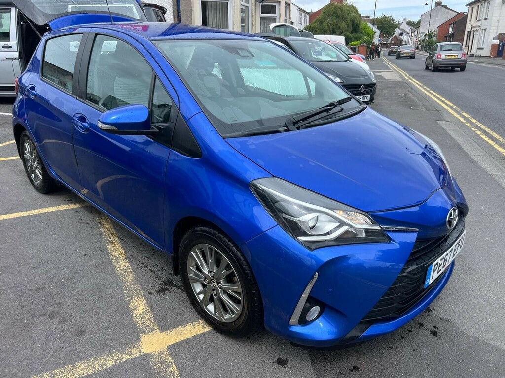 Toyota Yaris Hatchback 1.5 Vvt-i Icon Tech Cvt Euro 6 2017 Blue #2