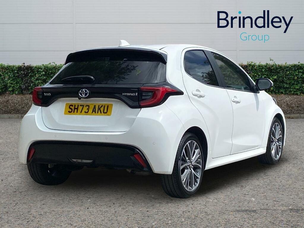 Toyota Yaris 1.5 Vvt-h Excel Hatchback Hybrid E-cvt SH73AKU White #4