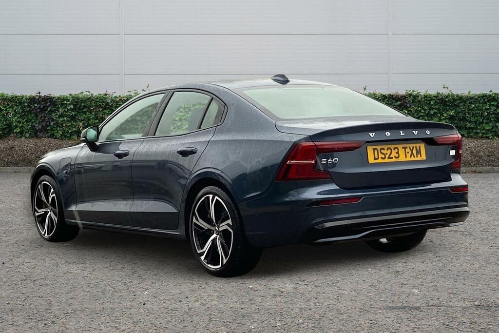 Volvo S60 2.0H T8 Recharge 18.8Kwh Ultimate Saloon Petro Blue #3