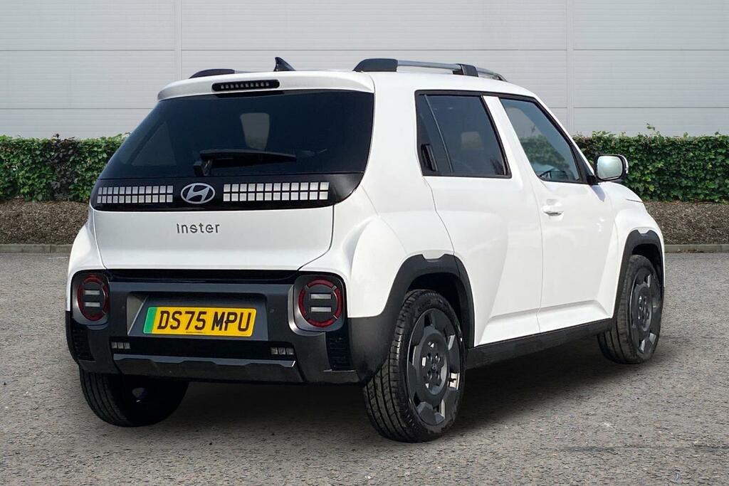 Hyundai Inster Long Range 49Kwh Cross Suv 115 White #4