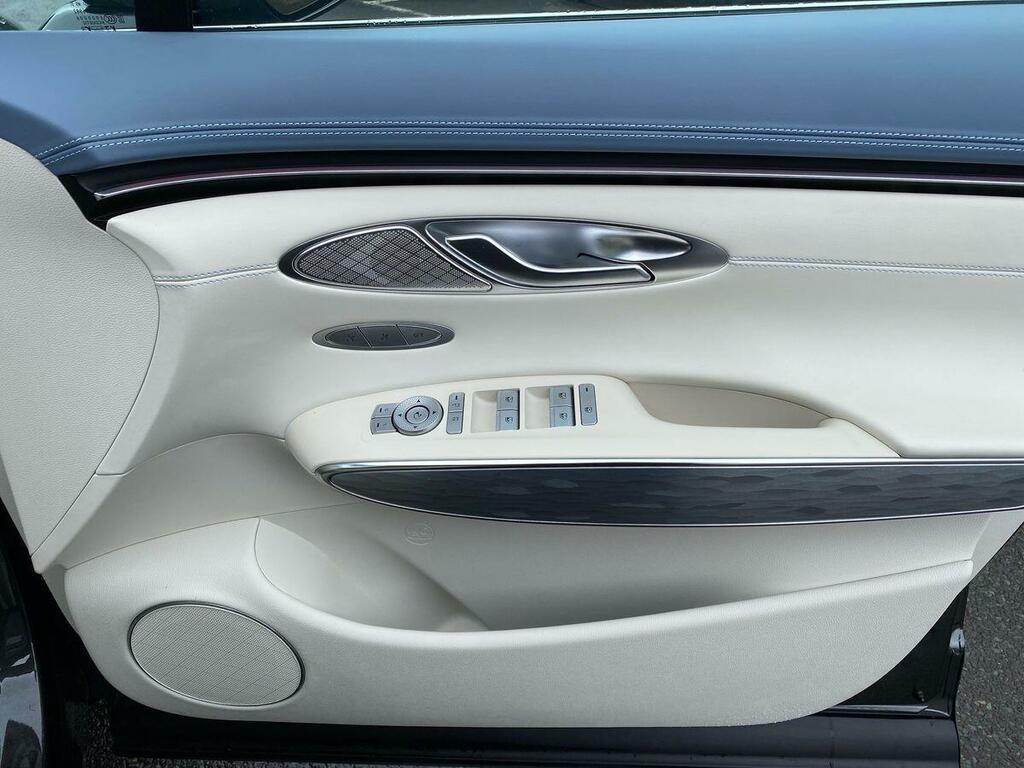 Genesis GV70 360Kw Awd Luxury Comfort Pack Blue #19