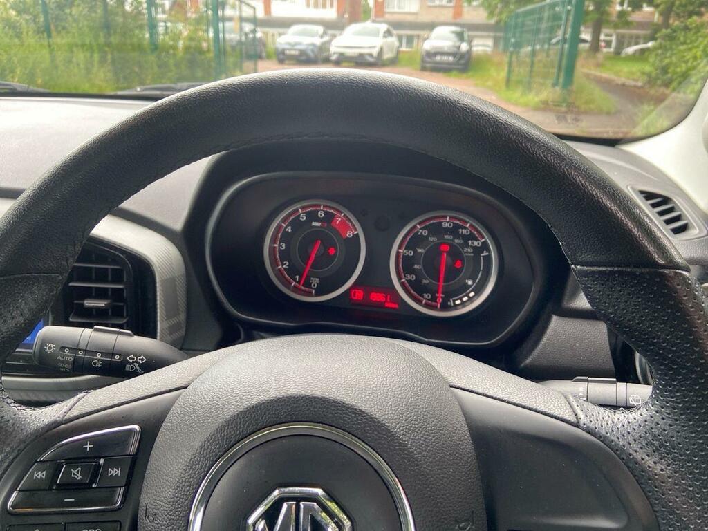 MG MG3 1.5 Vti-tech Exclusive Nav Euro 6 Ss White #13