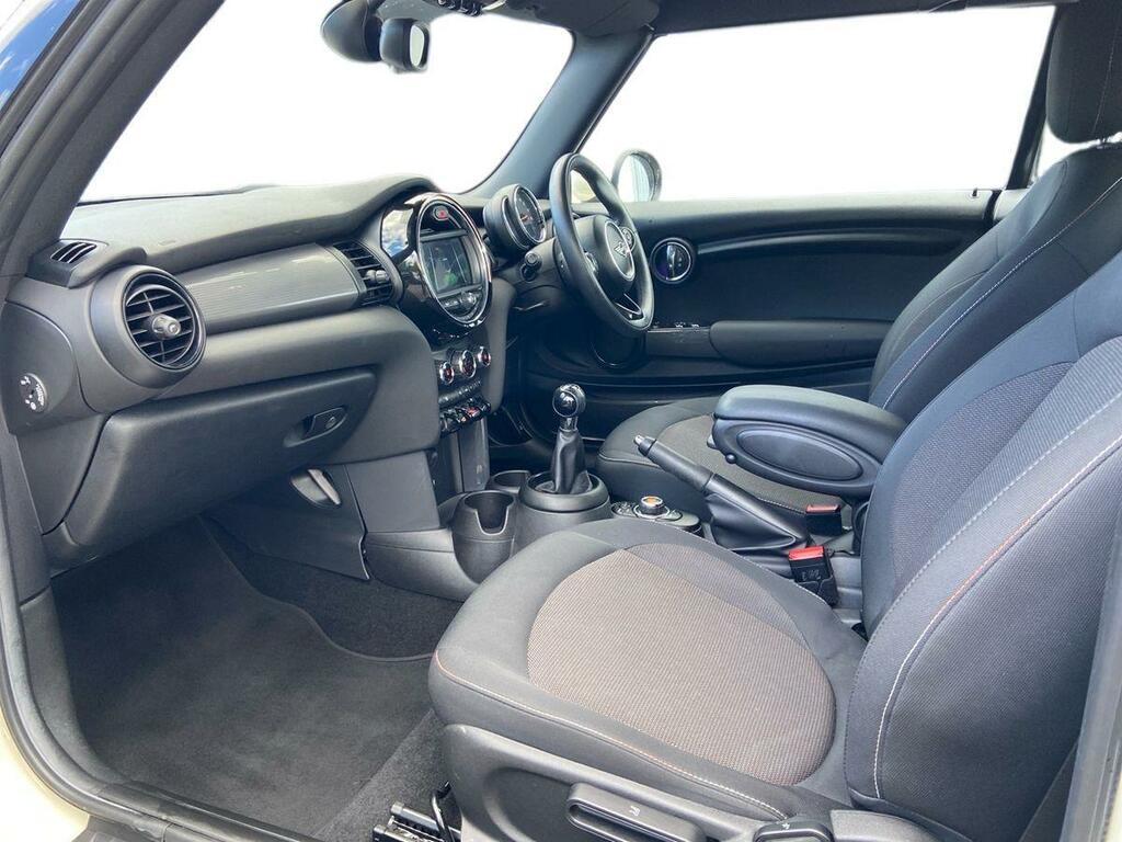 Mini Convertible 1.5 Cooper Exclusive Convertible Green #9