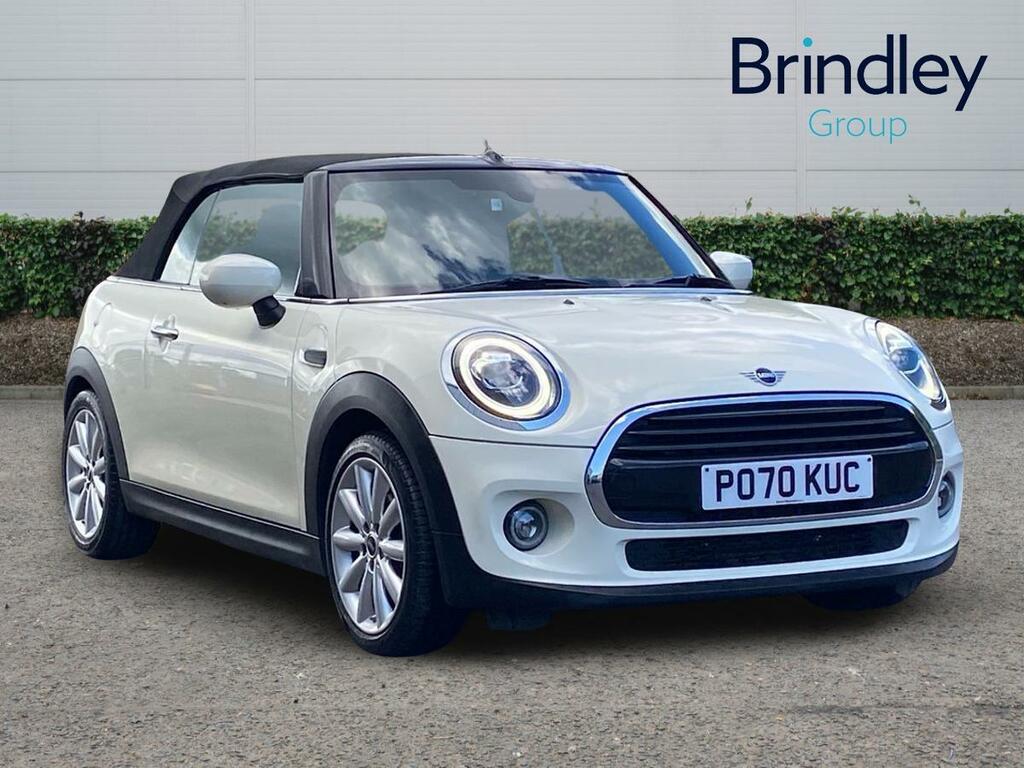 Mini Convertible 1.5 Cooper Classic Convertible E White