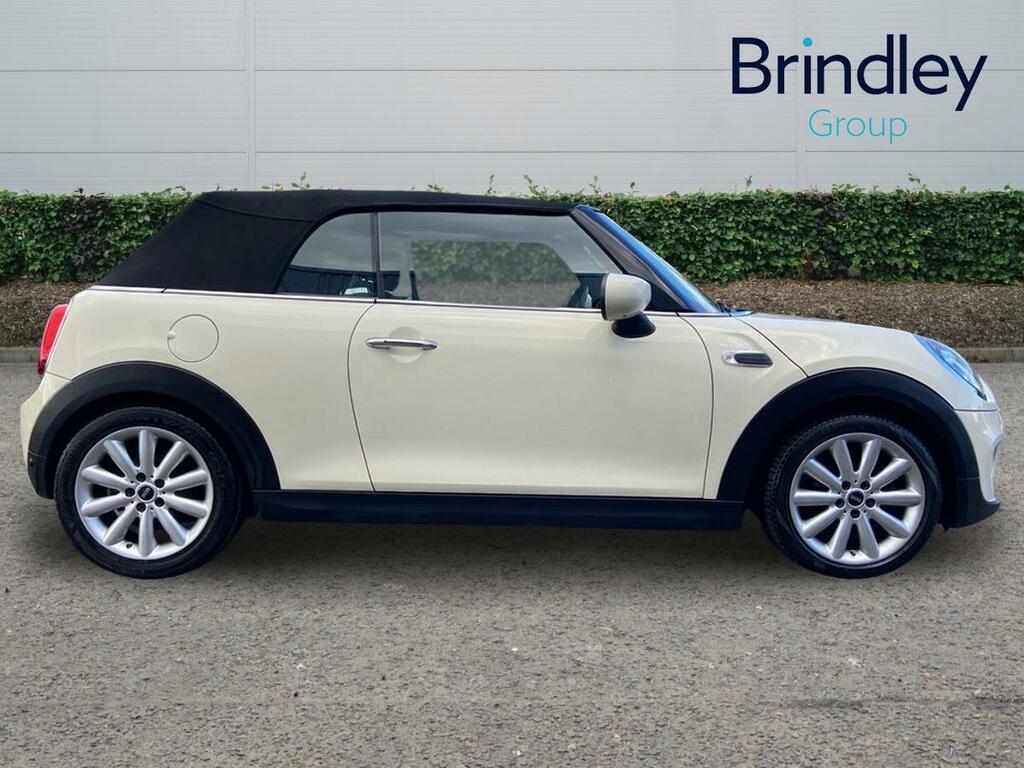 Mini Convertible 1.5 Cooper Classic Convertible E White #6