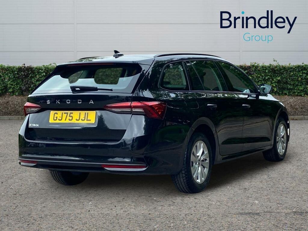 Skoda Octavia 1.5 Tsi Act Se Technology Estate Black #4